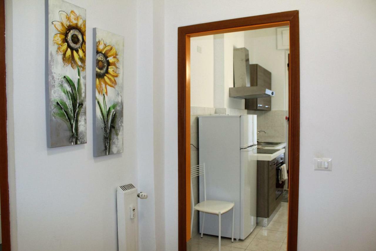 Down Town Cesar Apartment La Spezia Exterior photo
