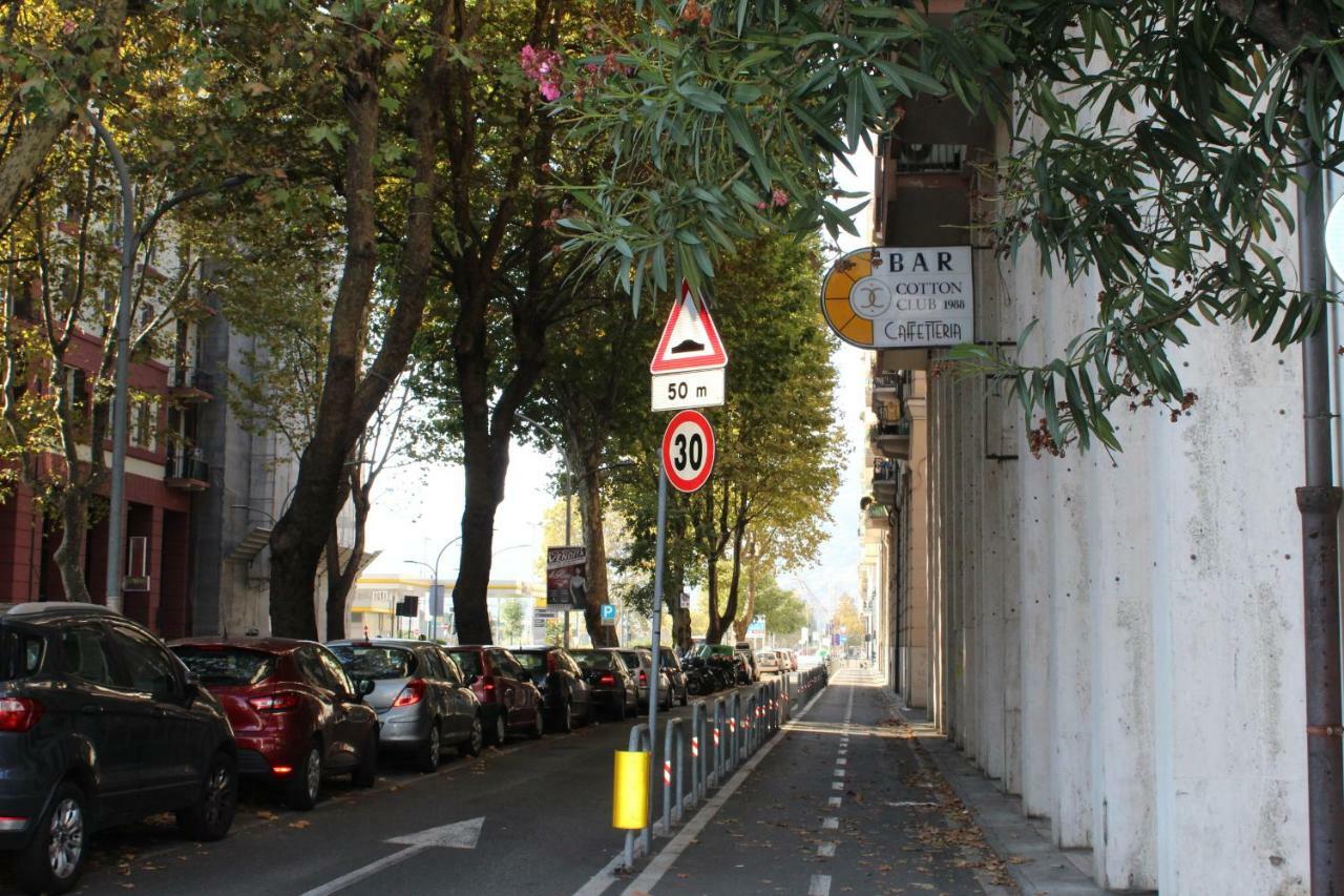 Down Town Cesar Apartment La Spezia Exterior photo